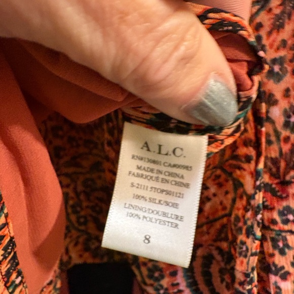 A.L.C. 100% silk orange,pink&black paisley blouse size 8 Bohemian luxury top. - Picture 6 of 7